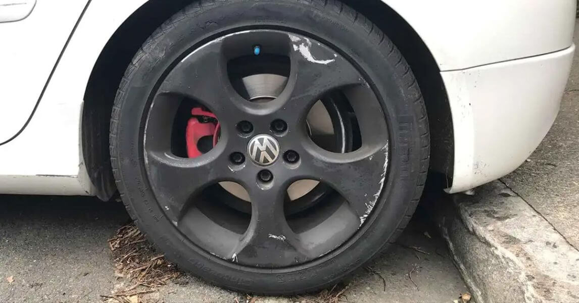 Car tyre