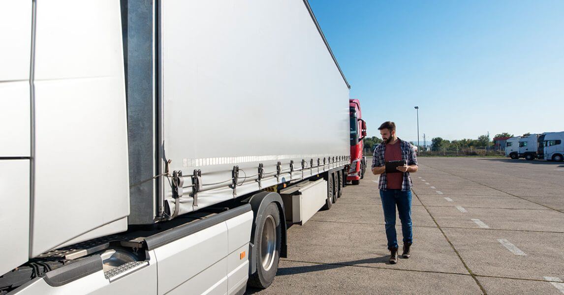 Man evaluating trucl