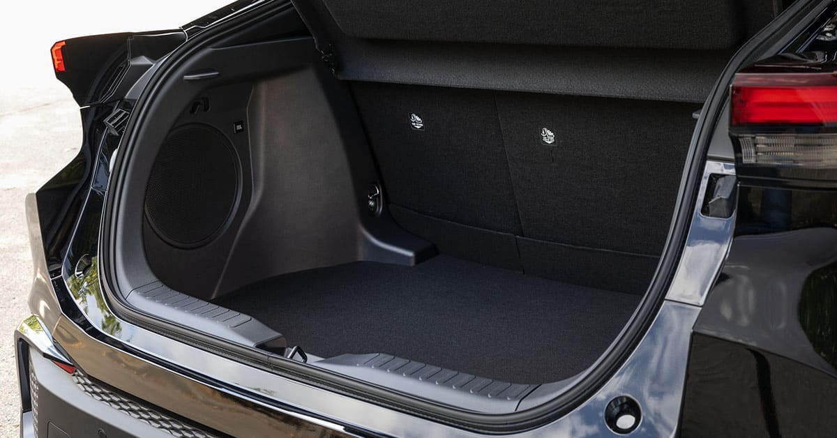Toyota C-HR - boot space